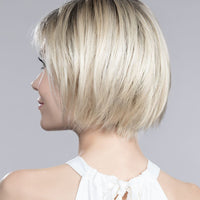 PARRUCCA AMY DELUXE CAPELLI CORTI LISCI