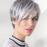 PARRUCCA FIRST CAPELLI CORTI LISCI