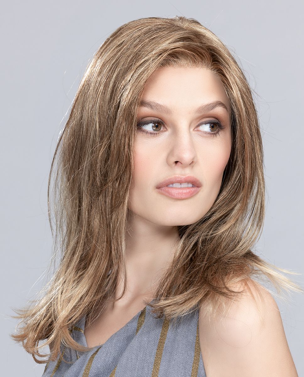 Parrucca Bionda Liscia | Rocchetti E Rocchetti Parrucche A Roma - Foto 3