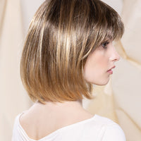 PARRUCCA MONZA HI CAPELLI MEDI LISCI IN FIBRA TERMORESISTENTE