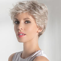PARRUCCA POSH CAPELLI CORTI MOSSI