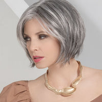 PARRUCCA STAR DELUXE CAPELLI MEDI  LISCI