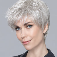 PARRUCCA ZIZI CAPELLI CORTI LISCI