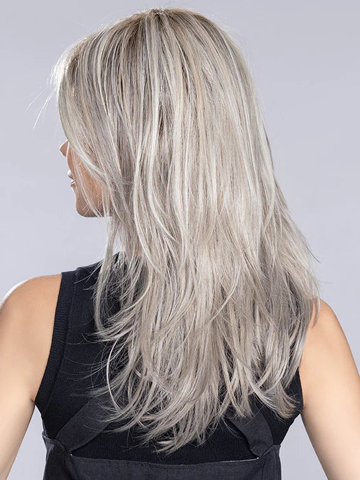 PARRUCCA EN VOGUE CAPELLI LUNGHI MOSSI IN FIBRA TERMORESISTENTE