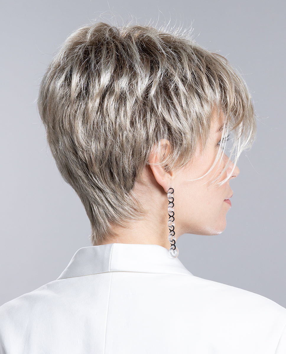 parrucca capelli cortissimi