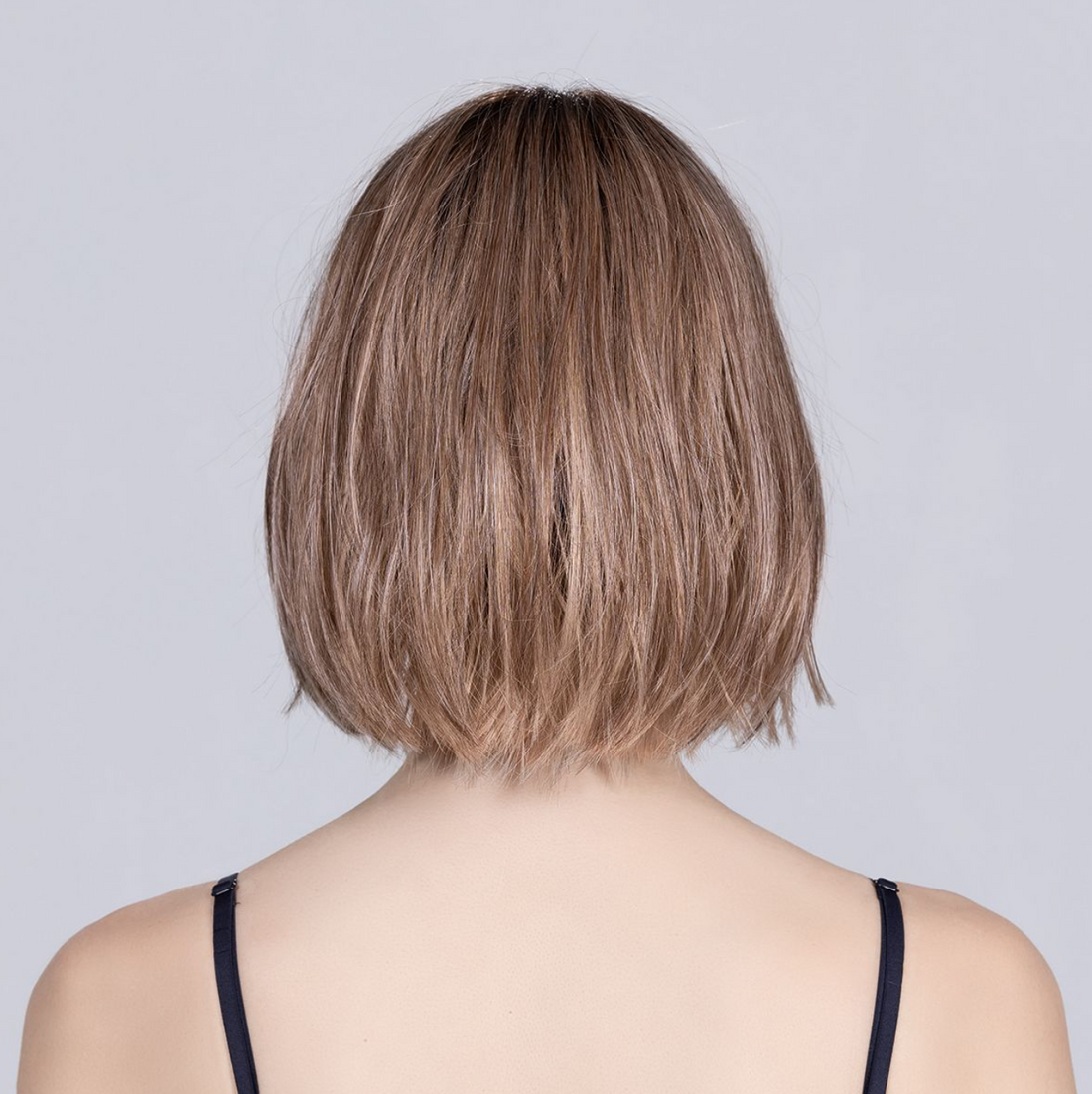 PARRUCCA VIVI CAPELLI MEDI LISCI IN FIBRA TERMORESISTENTE