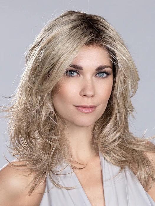 PARRUCCA VOICE MONO CAPELLI LUNGHI MOSSI IN FIBRA TERMORESISTENTE