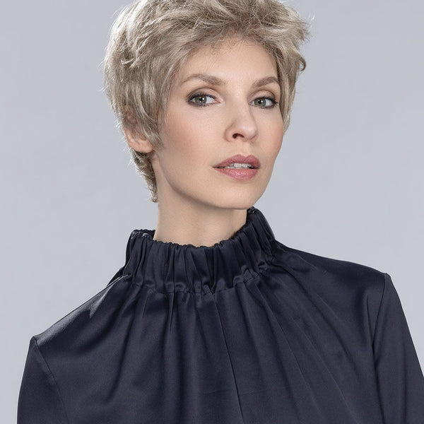 PARRUCCA ALBA COMFORT CAPELLI CORTI MOSSI