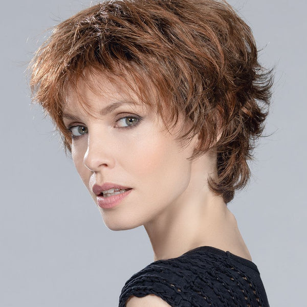PARRUCCA CLUB 10 CAPELLI CORTI LISCI