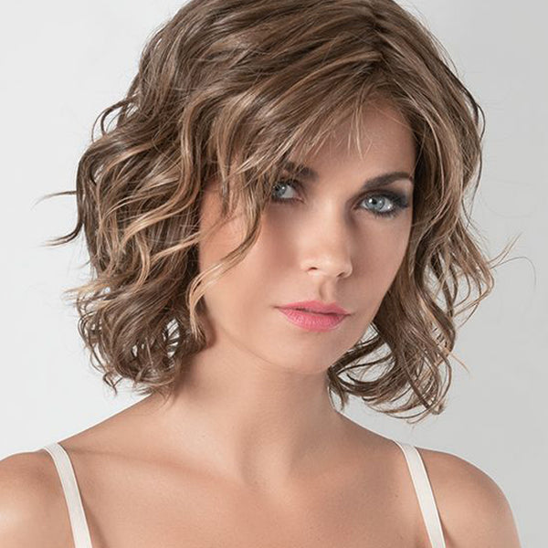 PARRUCCA ECLAT DELUXE CAPELLI MEDI MOSSI IN FIBRA TERMORESISTENTE