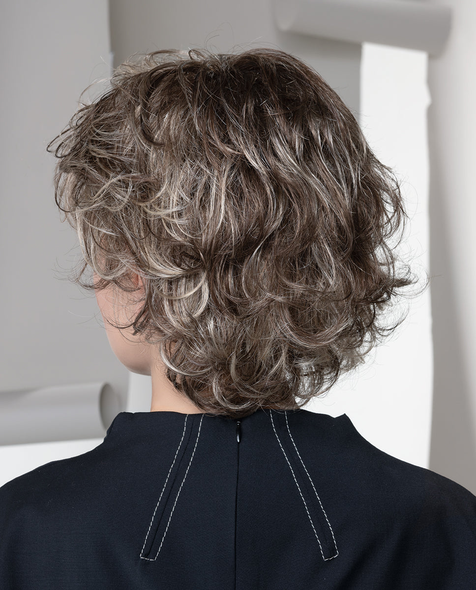 PARRUCCA VILLANA CAPELLI CORTI MOSSI