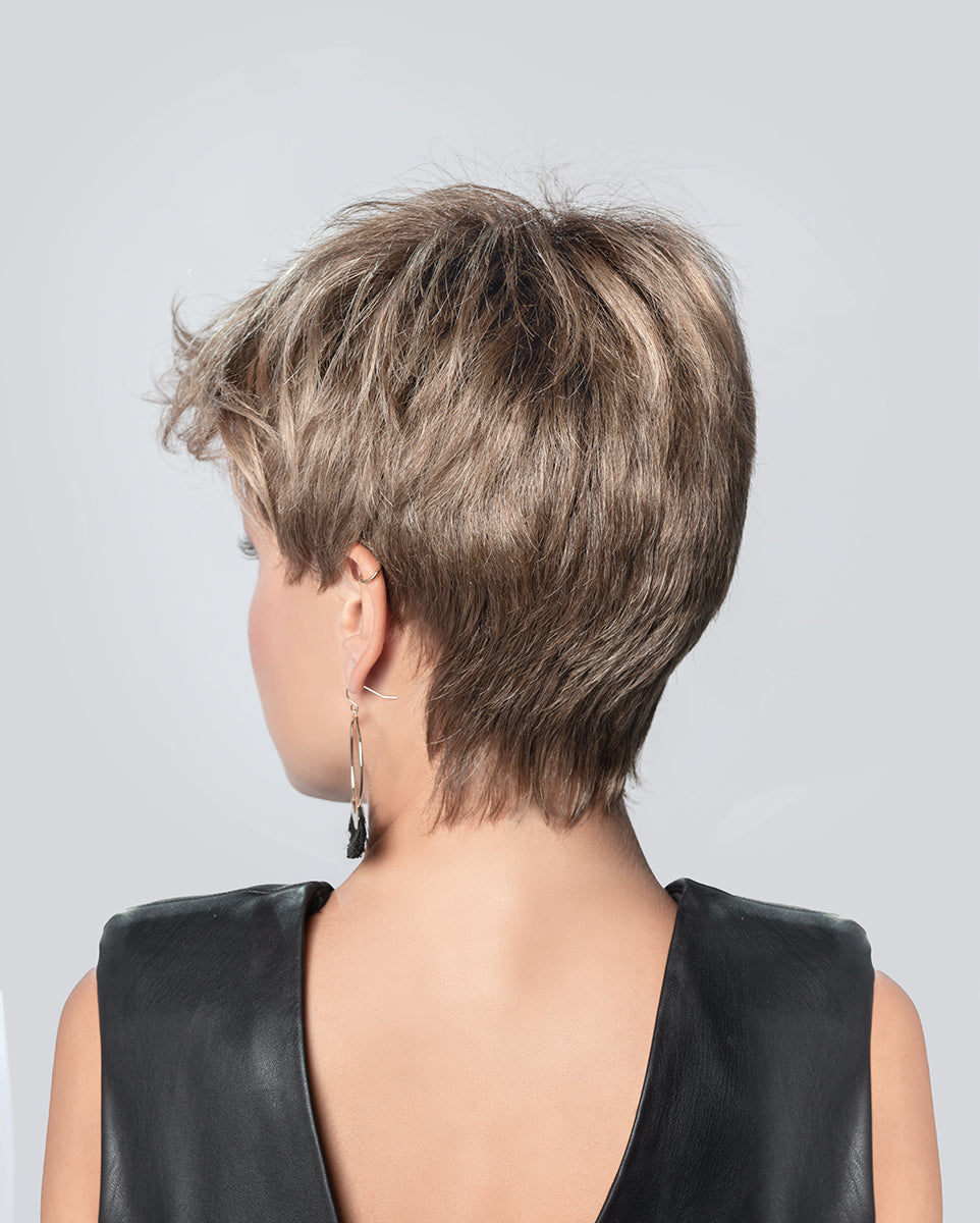 PARRUCCA STAY CAPELLI CORTI LISCI
