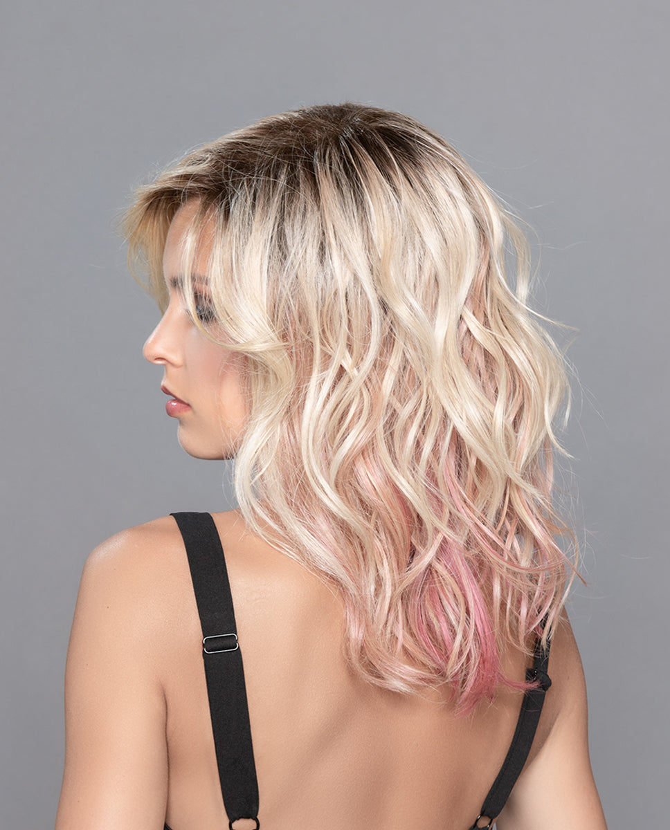 PARRUCCA TABU CAPELLI LUNGHI MOSSI FIBRA TERMORESISTENTE
