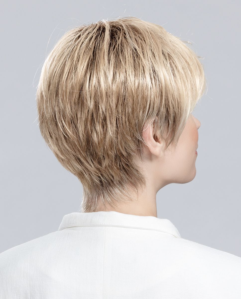 PARRUCCA FENJA CAPELLI CORTI LISCI