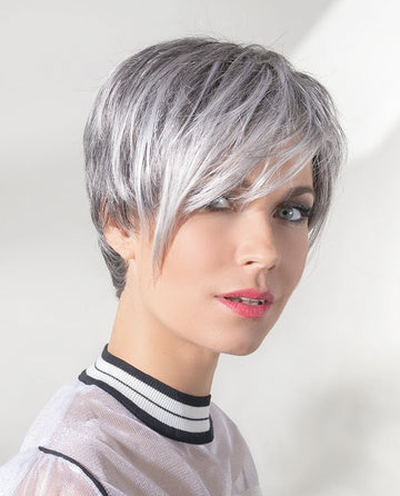 PARRUCCA FIRST CAPELLI CORTI LISCI