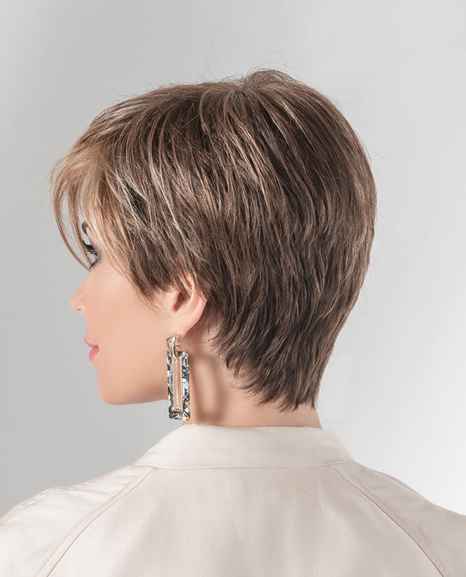PARRUCCA FIRST CAPELLI CORTI LISCI