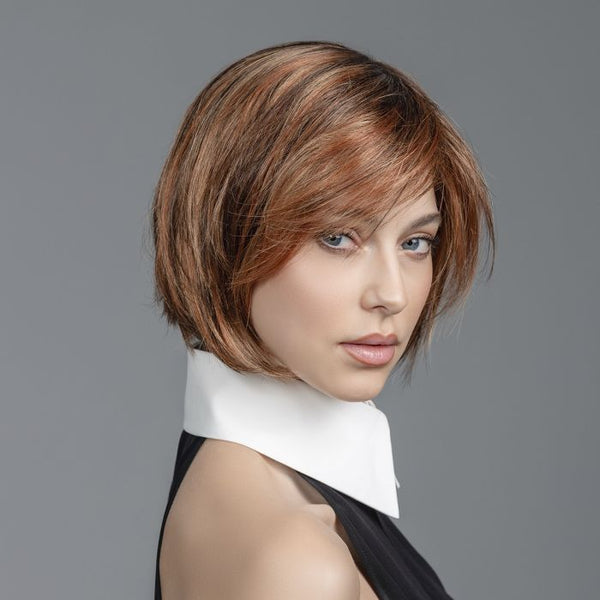 PARRUCCA FRENCH MONO PART CAPELLI  MEDI LISCI IN FIBRA SINTETICA
