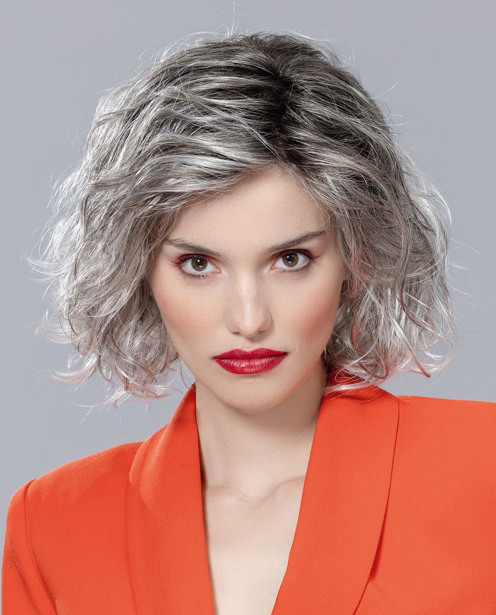 PARRUCCA GIRL LARGE MONO PART CAPELLI MEDI MOSSI