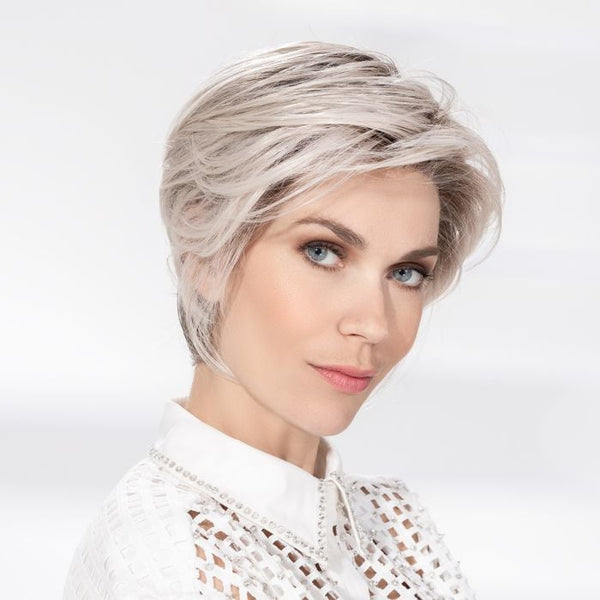 PARRUCCA GLAM SOFT CAPELLI CORTI LISCI IN FIBRA TERMORESISTENTE