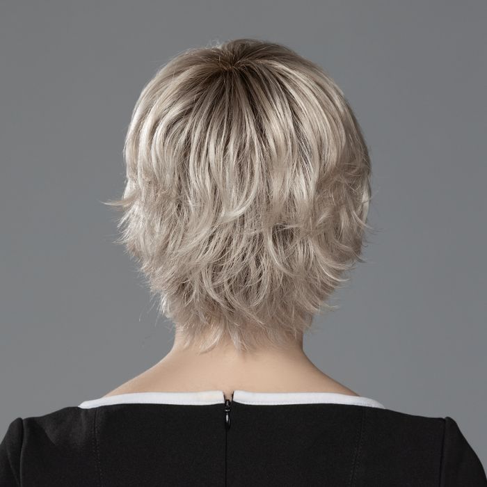 PARRUCCA RAISE CAPELLI CORTI MOSSI