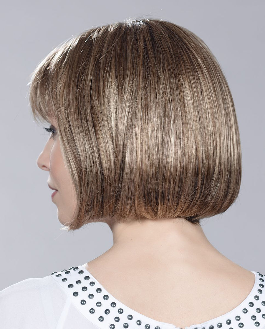 PARRUCCA SUE MONO CAPELLI CORTI LISCI