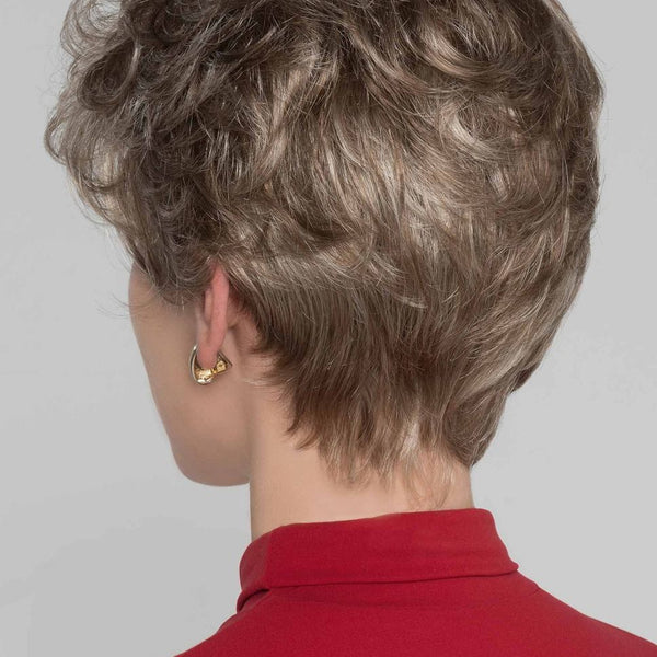 PARRUCCA APART HI CAPELLI CORTI MOSSI