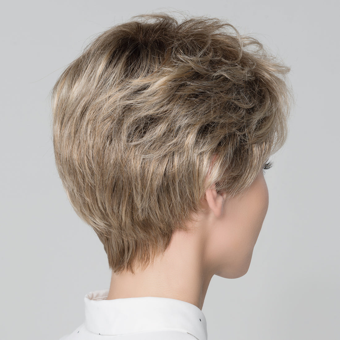 PARRUCCA ALBA COMFORT CAPELLI CORTI MOSSI