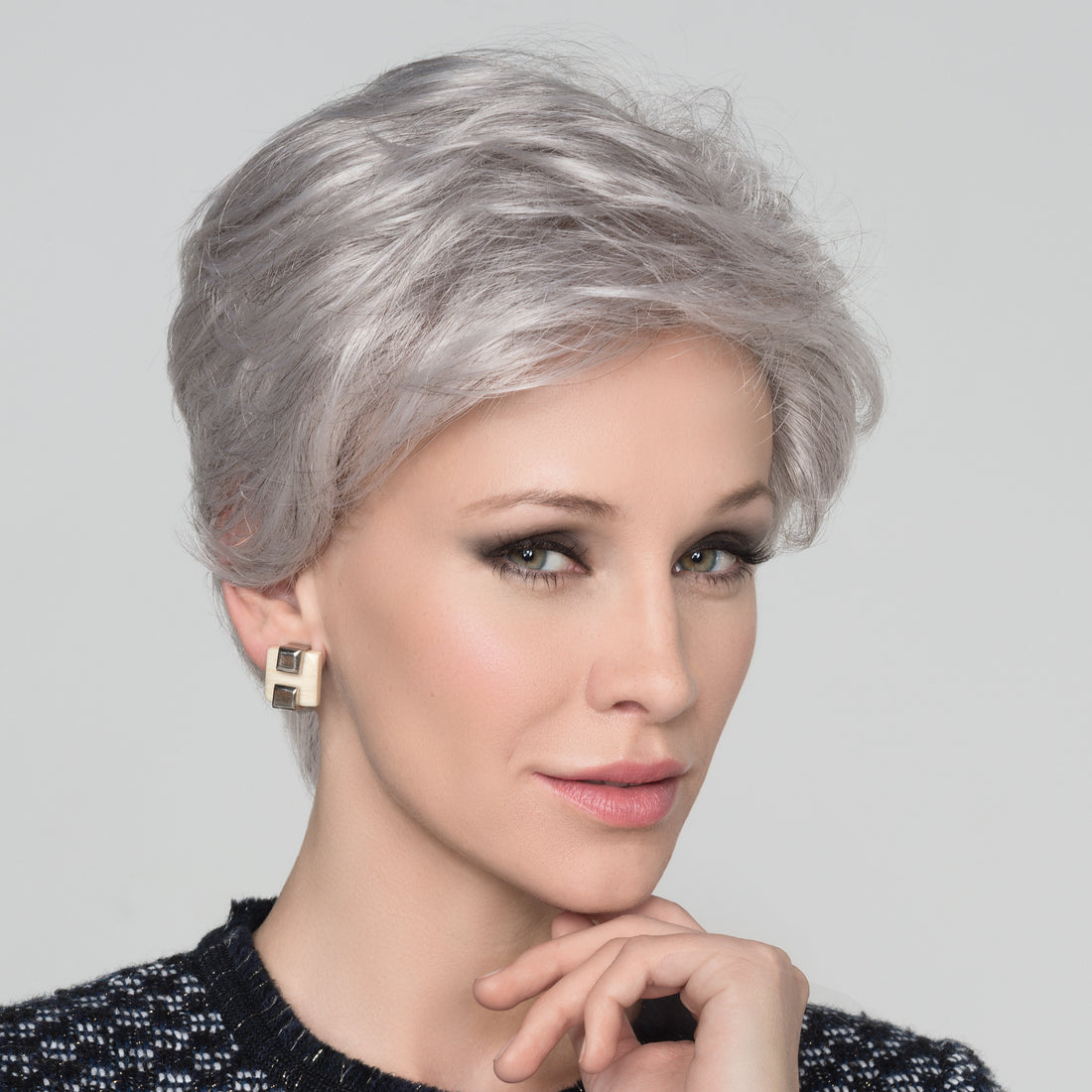 PARRUCCA CARA 100 DELUXE CAPELLI CORTI LISCI