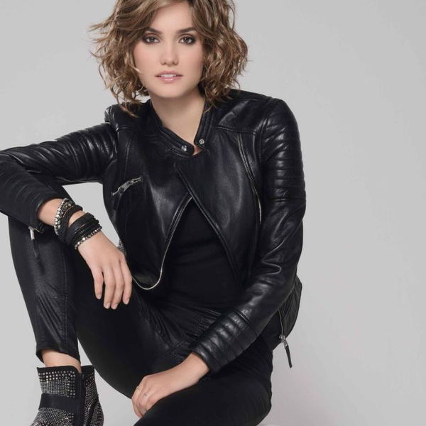 PARRUCCA GIRL MONO CAPELLI MEDI MOSSI